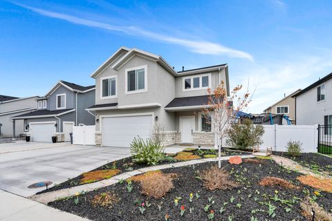 Tiny photo for 327 S 680 W, American Fork, UT 84003 (MLS # 2147459)