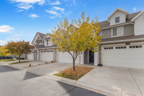 Tiny photo for 324 S 600 W, Centerville, UT 84014 (MLS # 2120433)