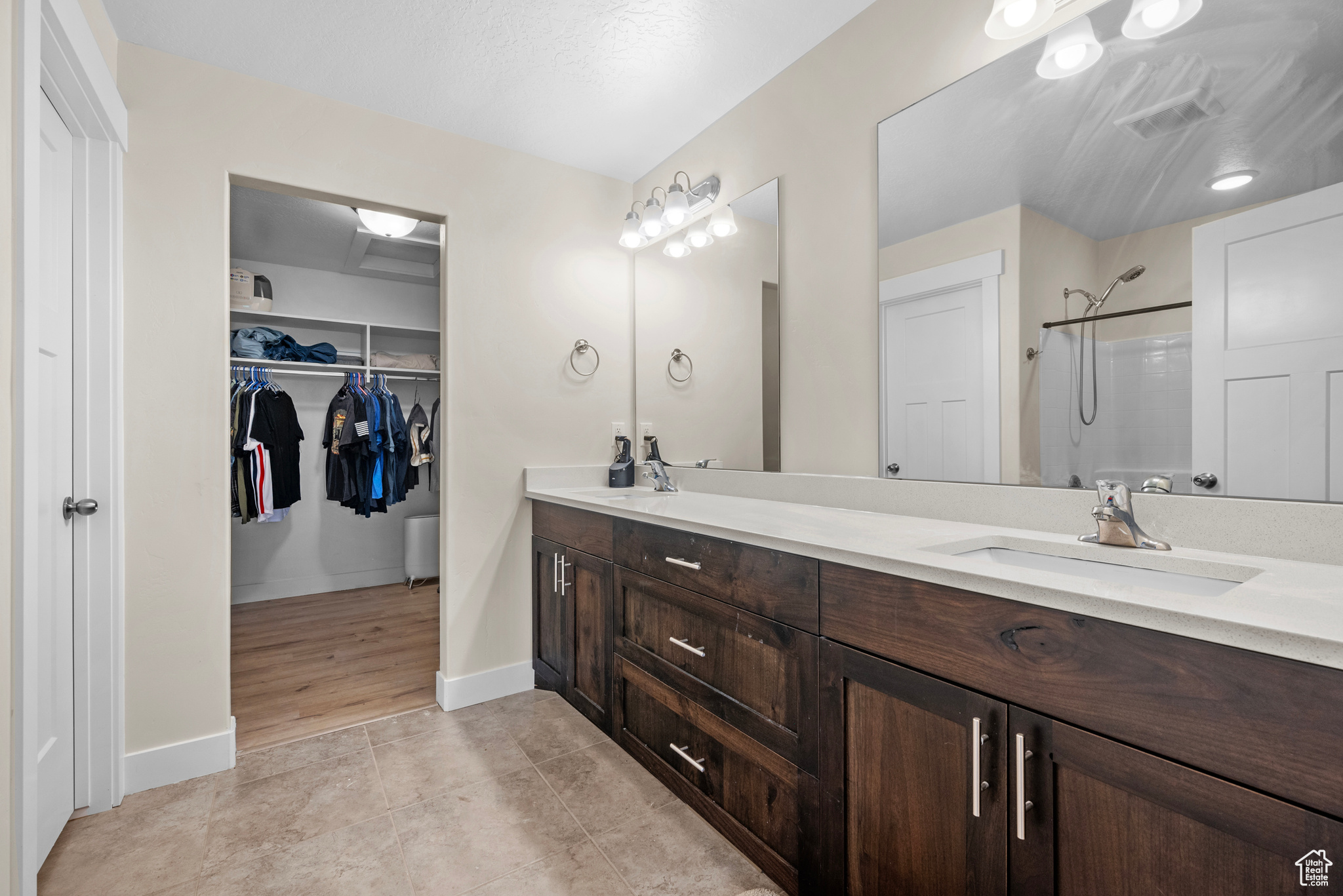 JUNIPER SPRINGS TOWN - Residential