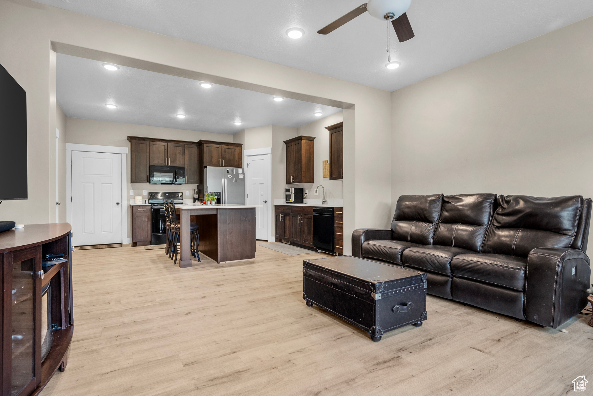 JUNIPER SPRINGS TOWN - Residential