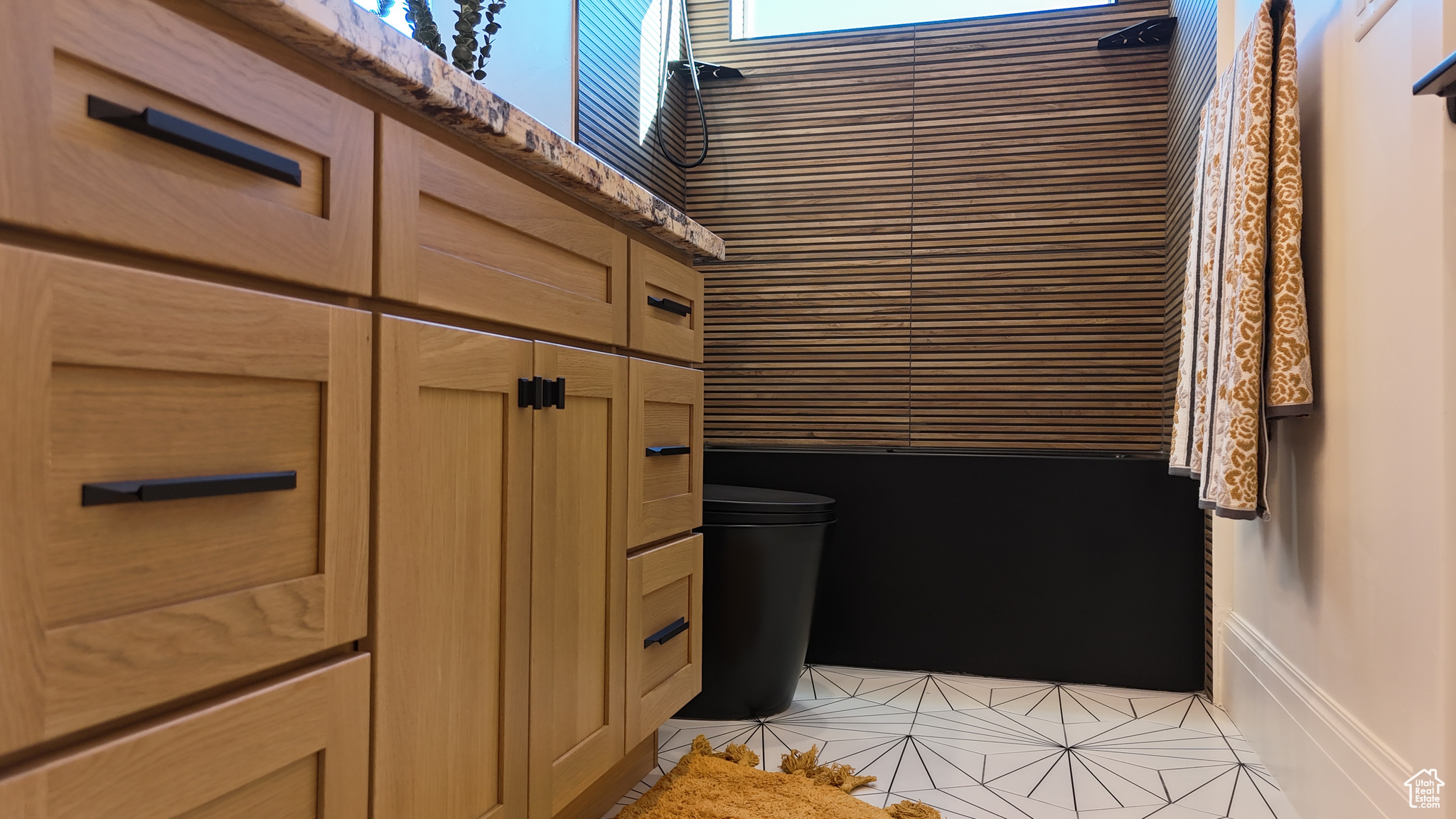FALCON RIDGE PH 4 - Residential