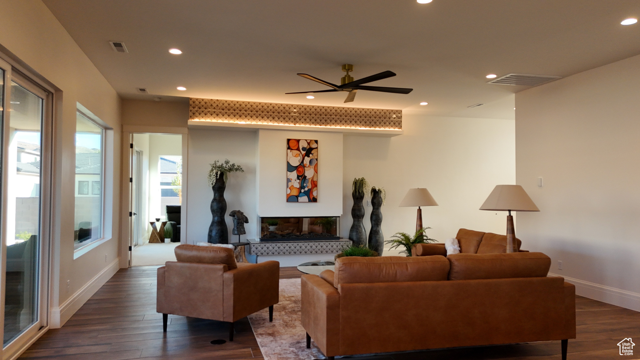 FALCON RIDGE PH 4 - Residential