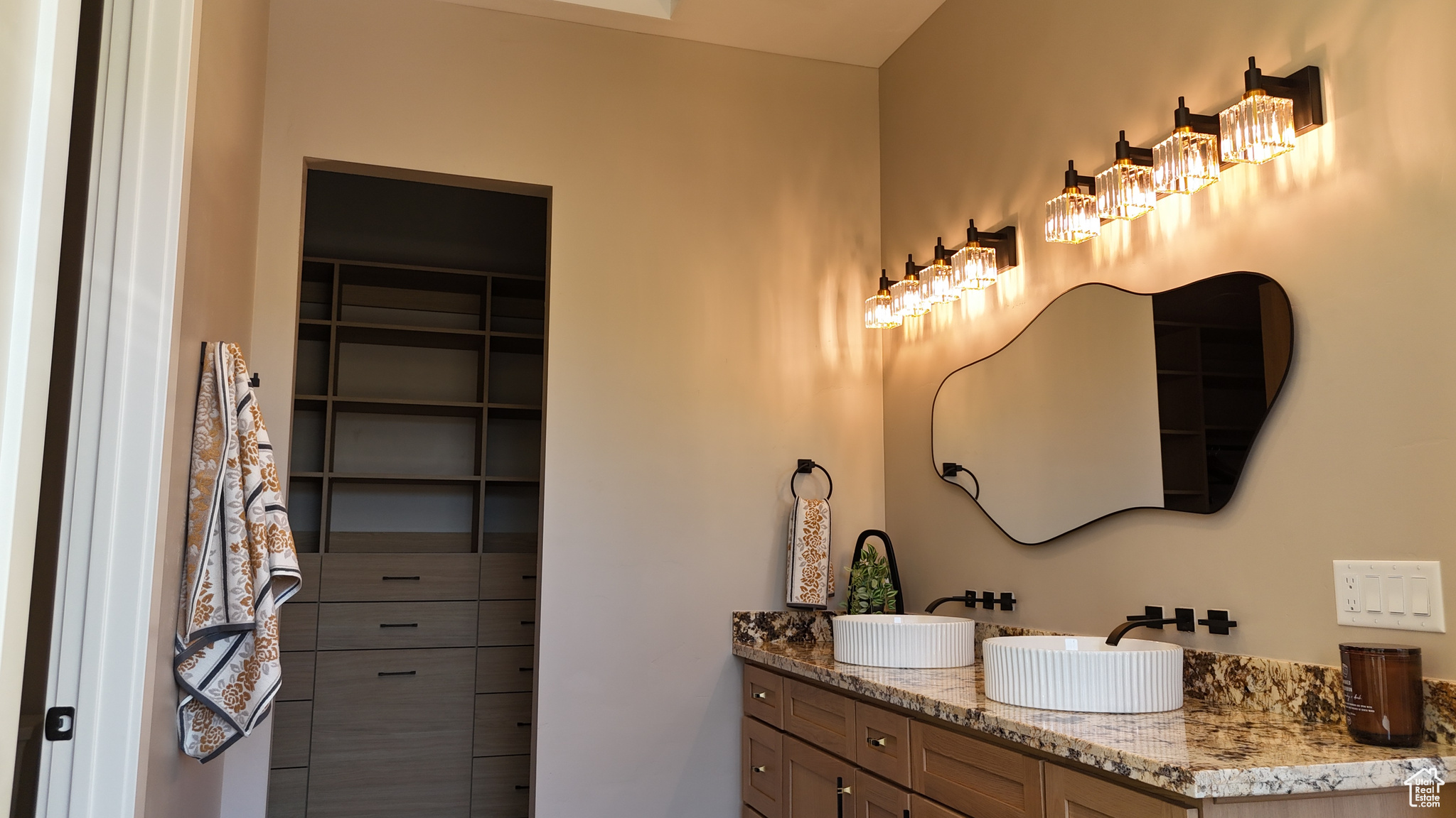 FALCON RIDGE PH 4 - Residential