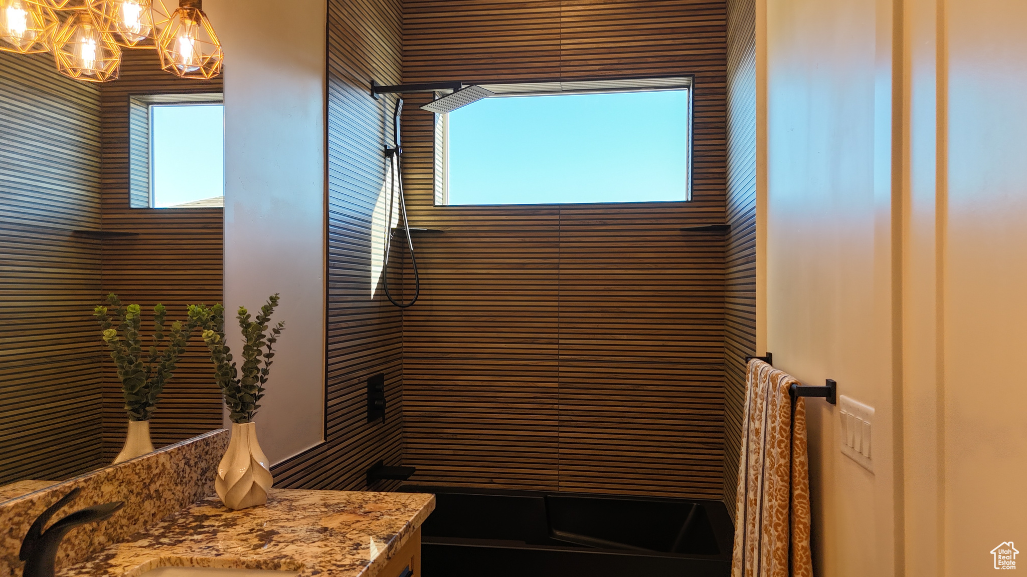 FALCON RIDGE PH 4 - Residential