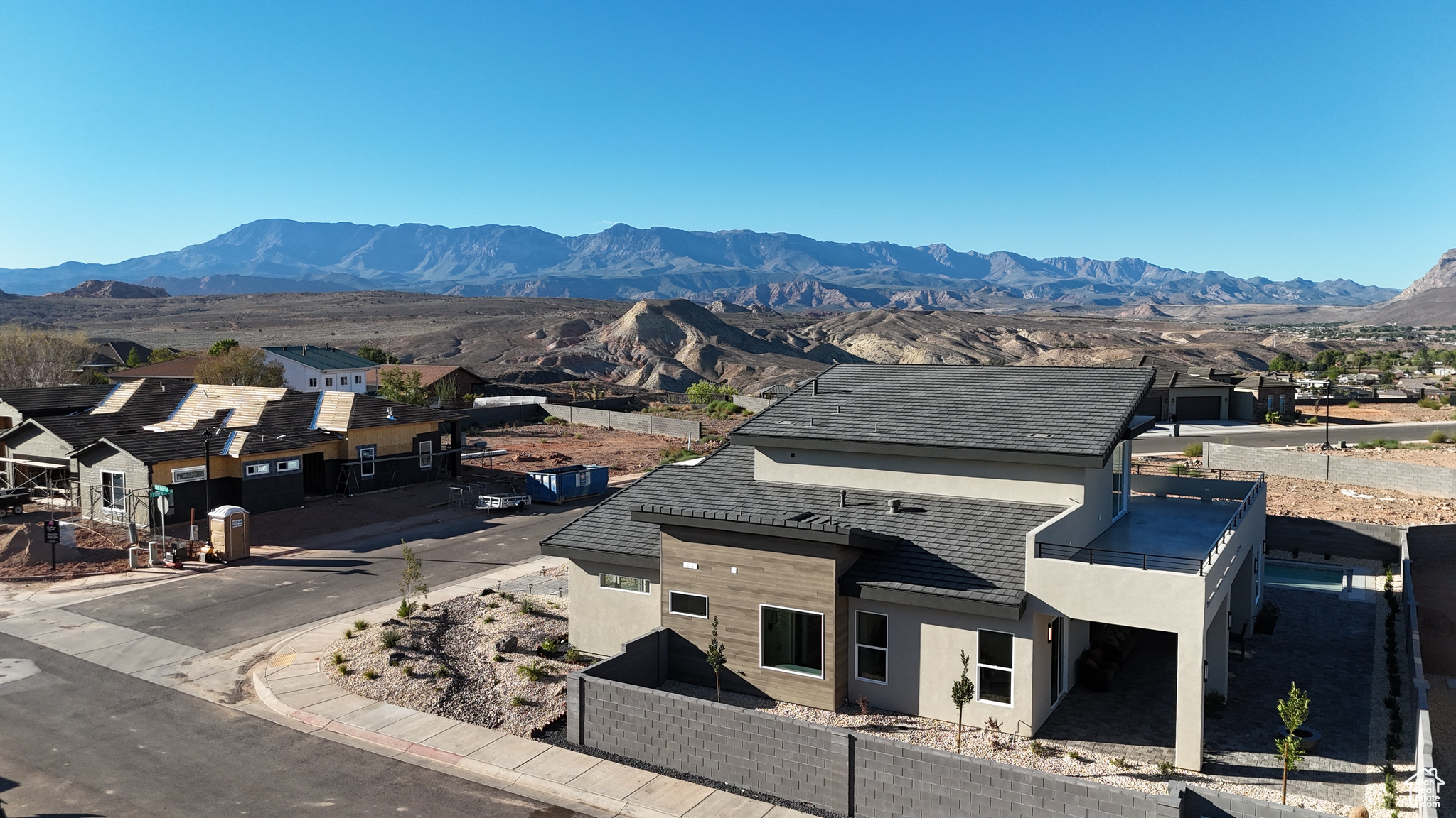 FALCON RIDGE PH 4 - Residential