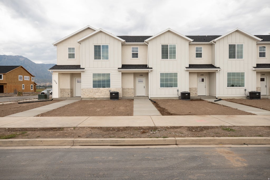 Photo of 1336 W 1290 N LOT #136 St, Salem, UT 84653 (MLS # 2185943)