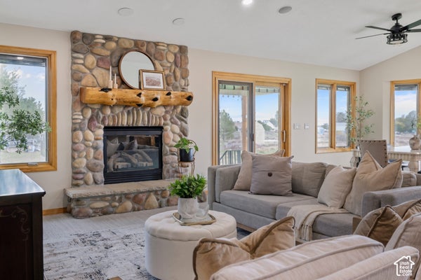 2203 E CEDAR FORT DR, EAGLE MOUNTAIN, UT 84005 - Image e57d2607d5d7353e055d9c8fac0b24d8/2351646446