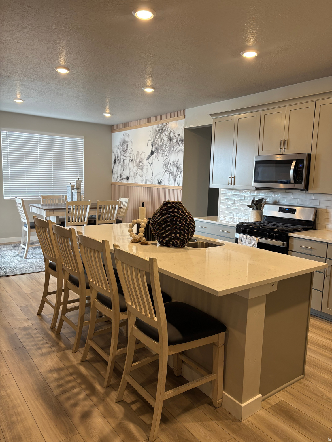 ERICKSON ESTATES - Residential