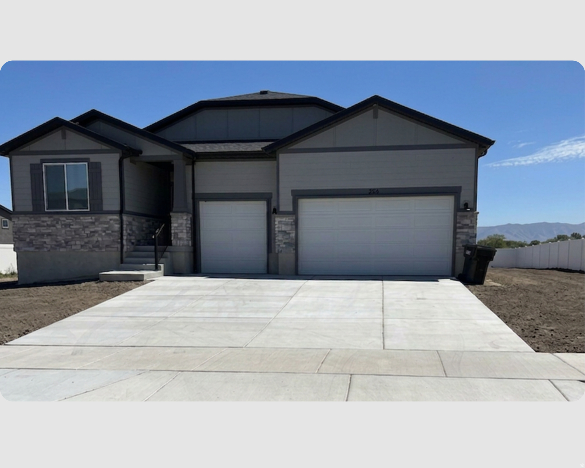 ERICKSON ESTATES - Residential