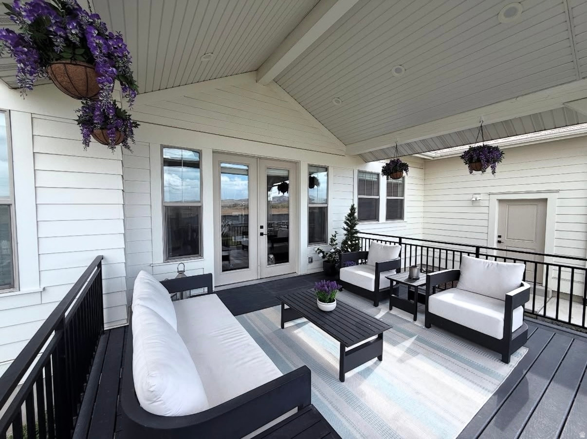 FOUNDERS AT BEACON POINTE - Residential