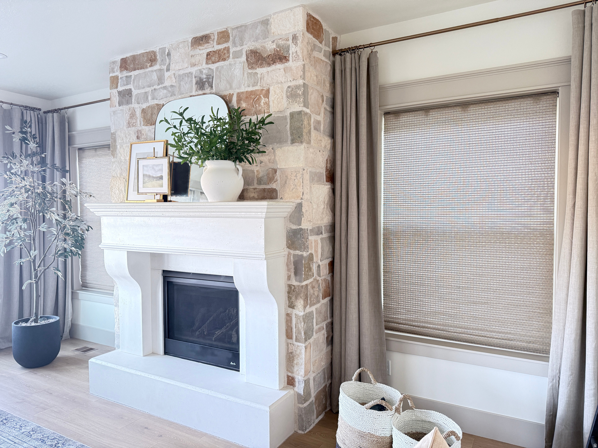 FOUNDERS AT BEACON POINTE - Residential