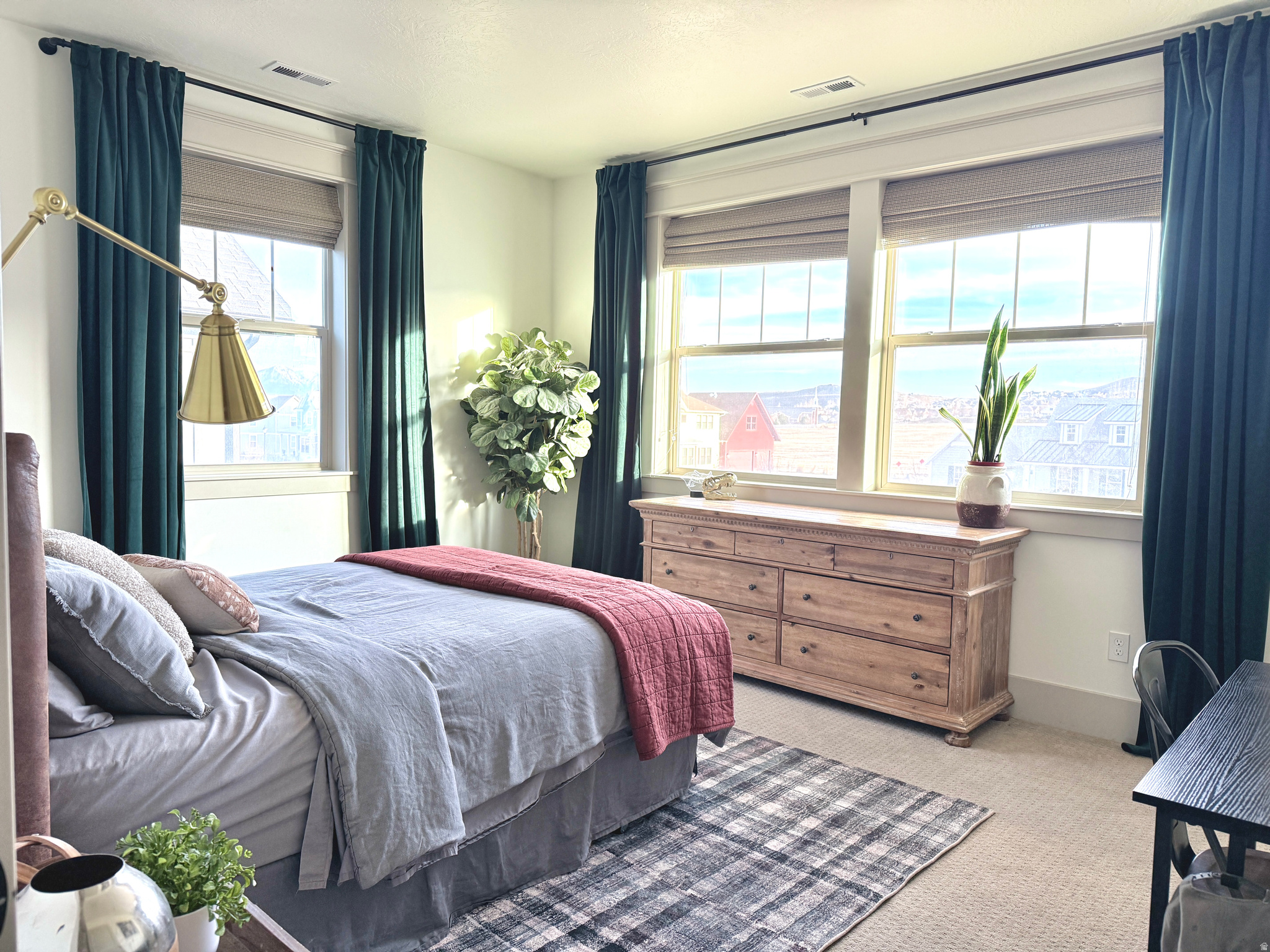 FOUNDERS AT BEACON POINTE - Residential