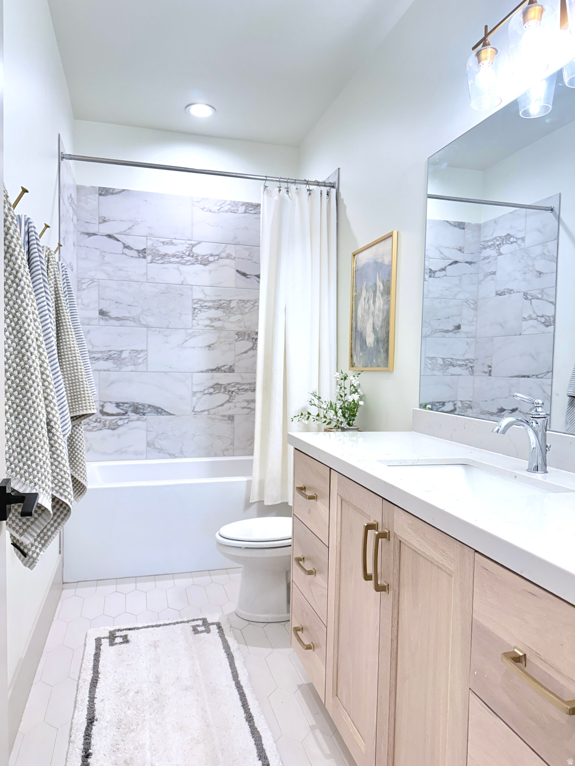 FOUNDERS AT BEACON POINTE - Residential