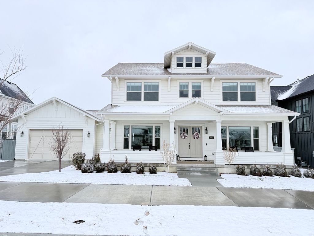 Photo of 552 W FOUNDERS BLVD S, Saratoga Springs, UT 84045 (MLS # 2141411)