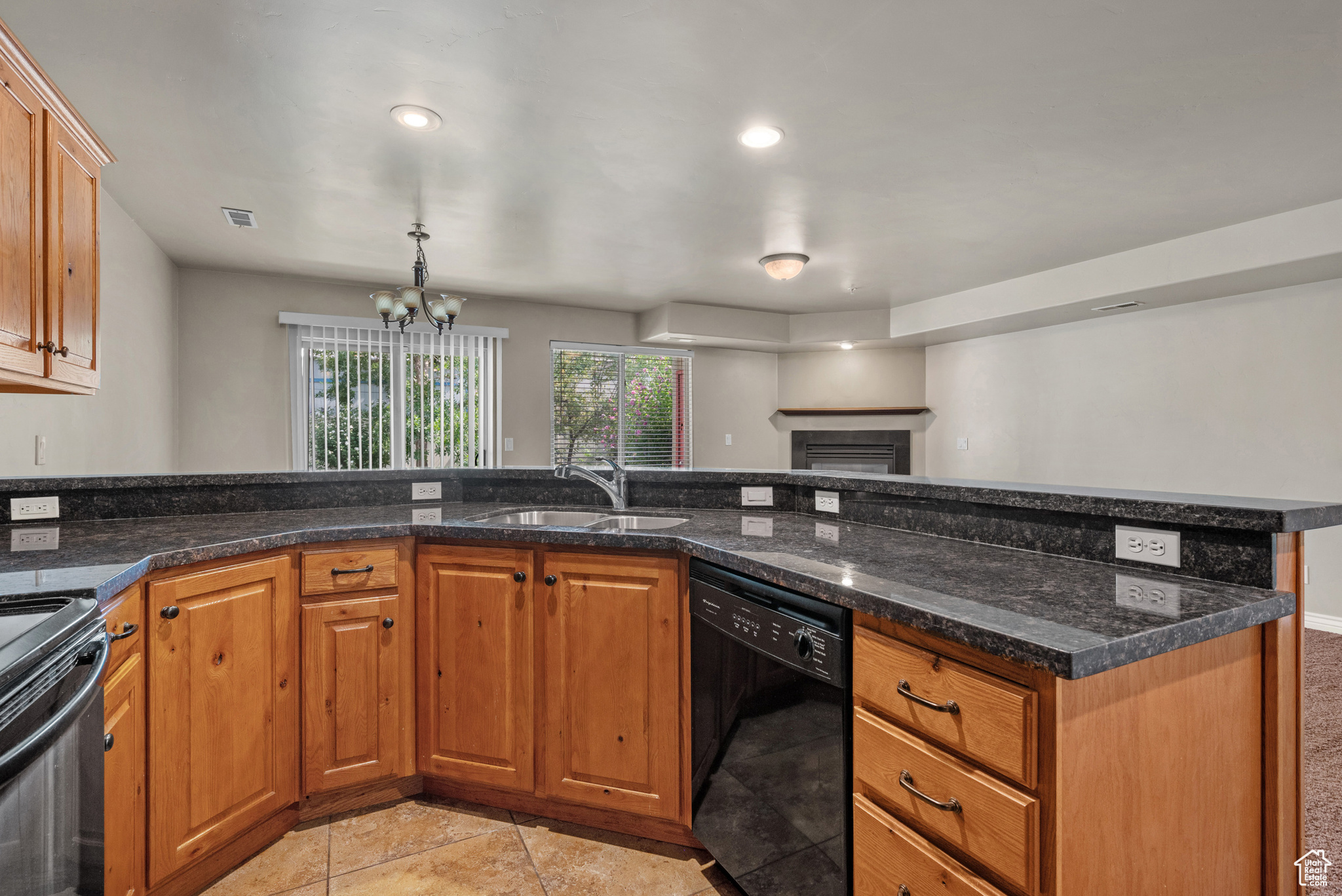 CYPRESS POINT CONDOS - Residential