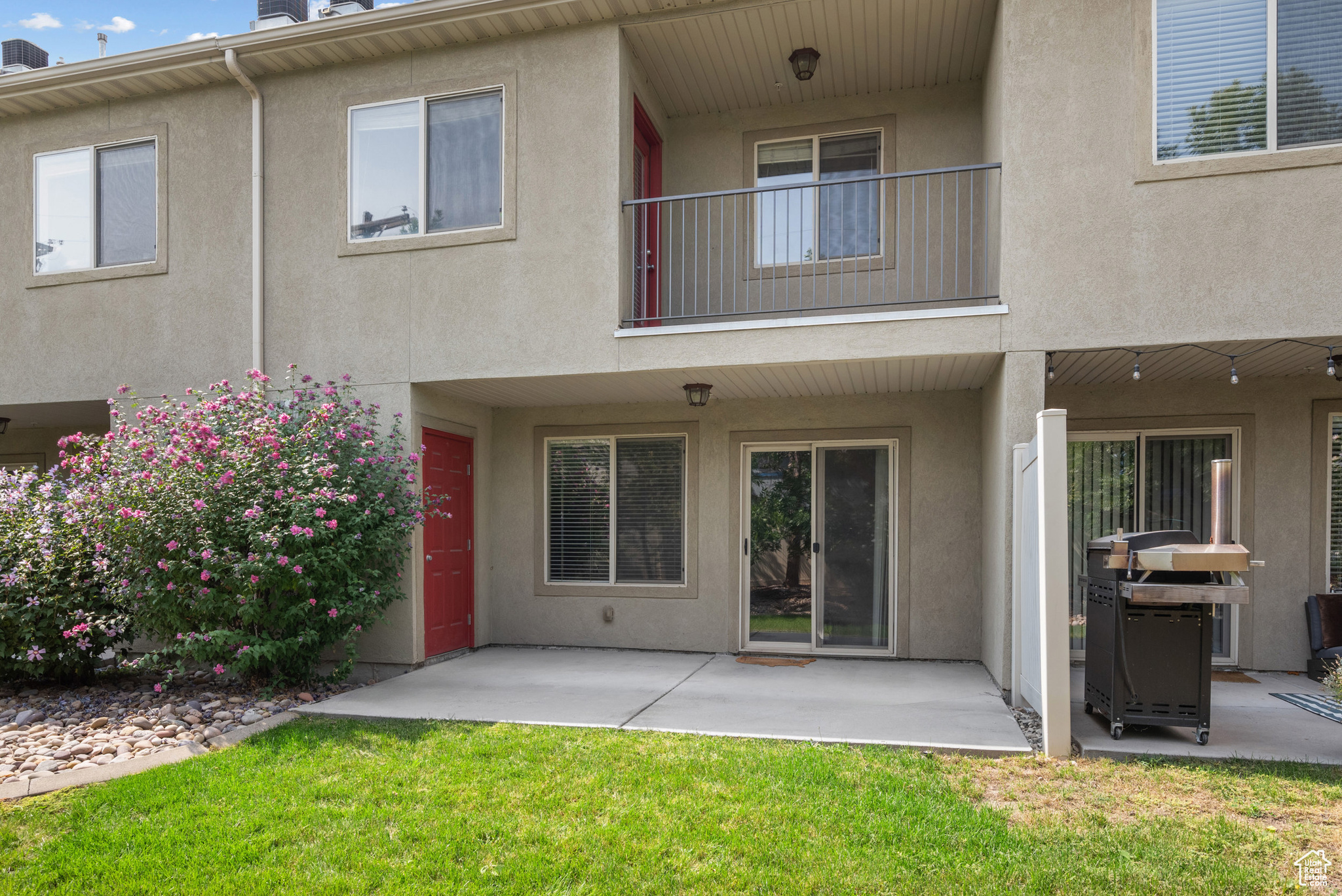 CYPRESS POINT CONDOS - Residential