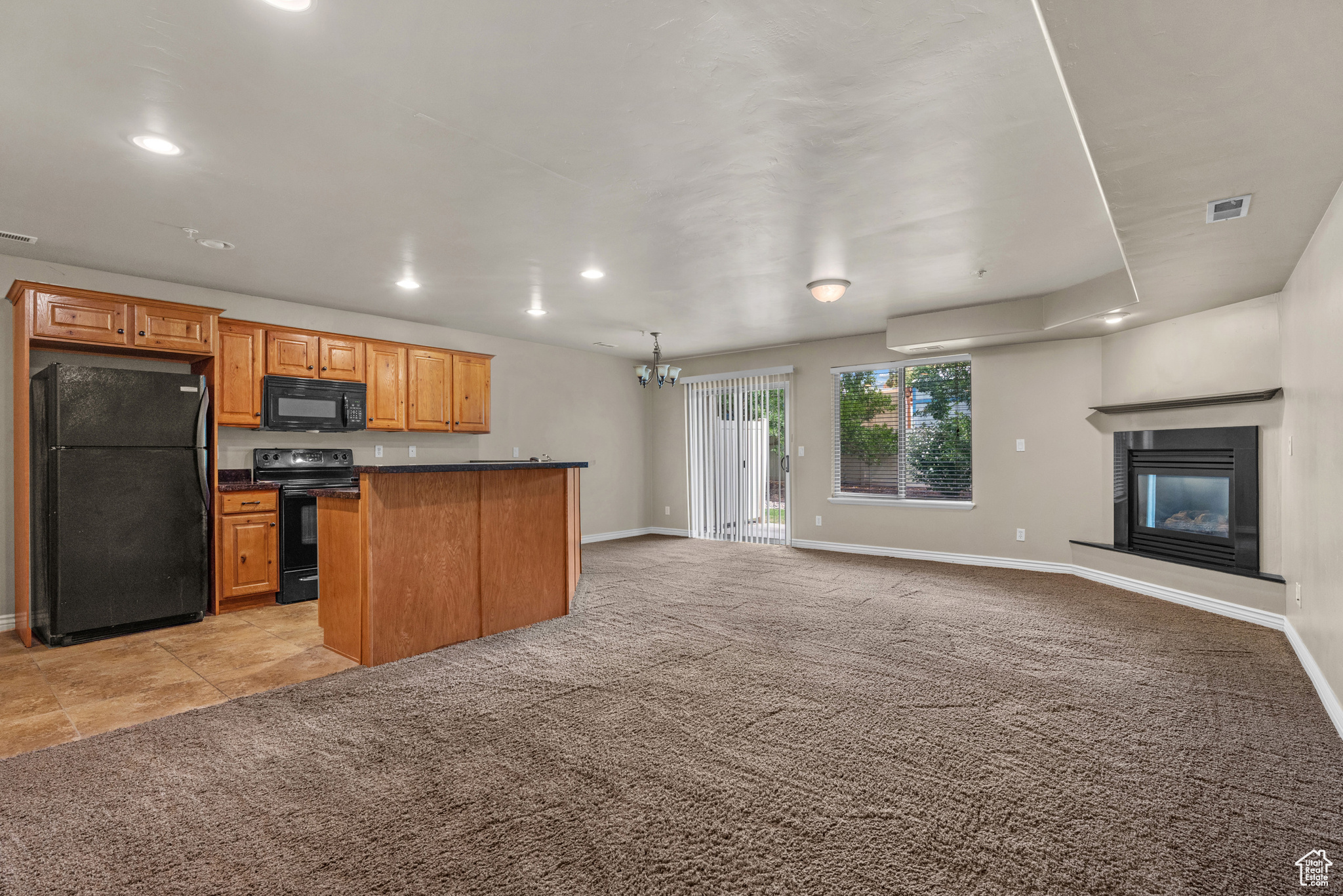 CYPRESS POINT CONDOS - Residential