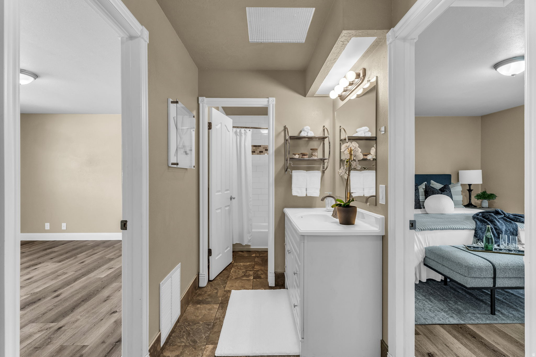 THE SULTAN - Residential