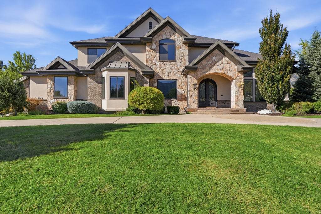 Photo of 3149 E 10000 S, Sandy, UT 84092 (MLS # 2184856)