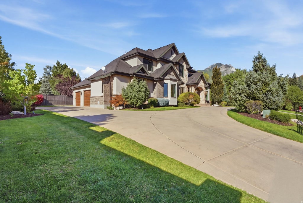 Photo of 3149 E 10000 S, Sandy, UT 84092 (MLS # 2184856)