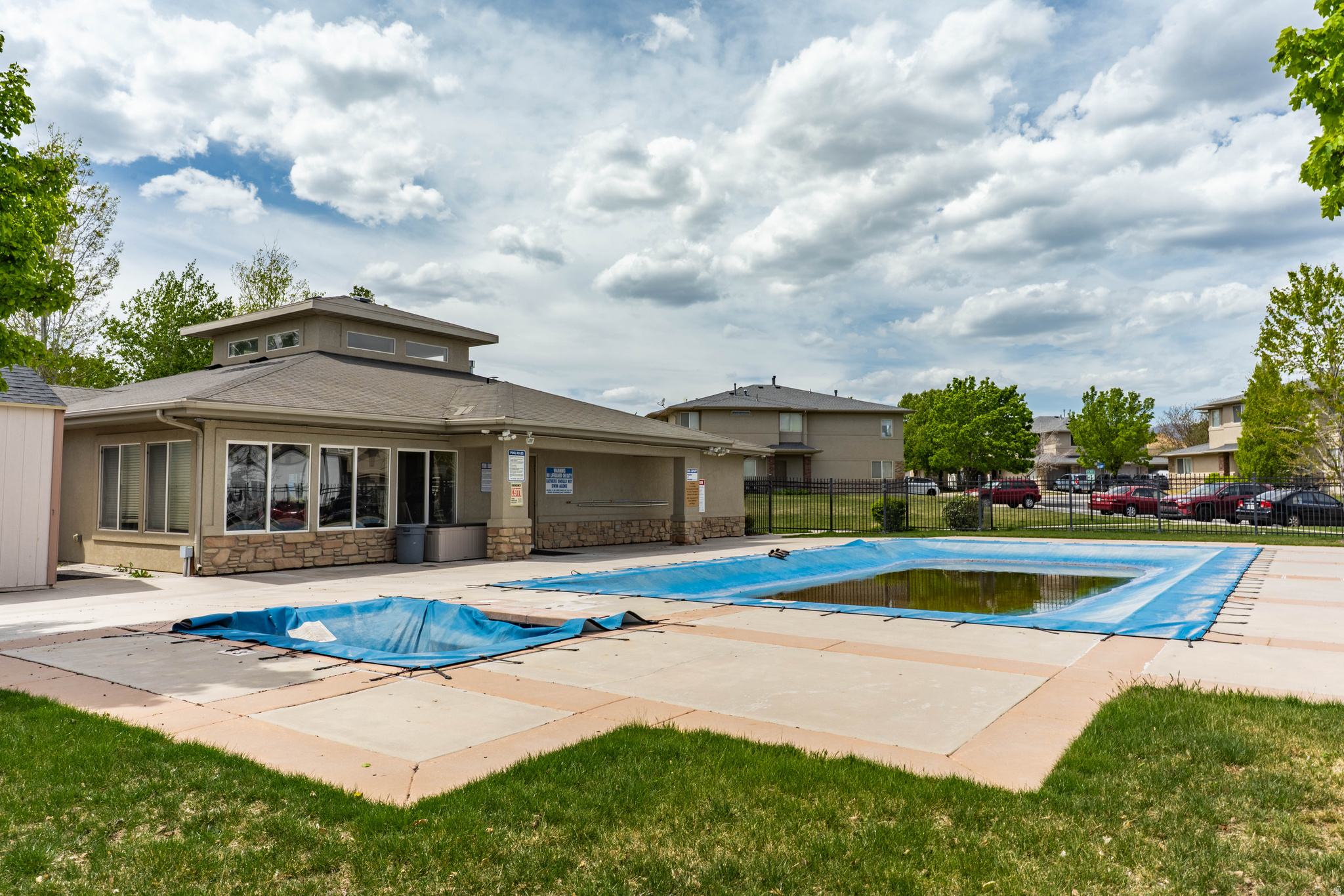 ASPEN SPRINGS - Residential