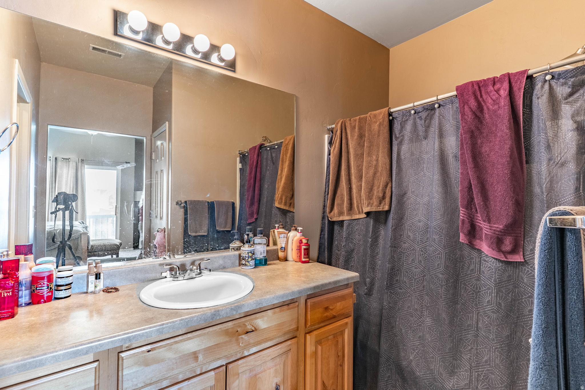 ASPEN SPRINGS - Residential