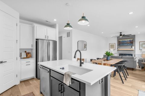 Tiny photo for 1748 N KILLDEER DR, Salem, UT 84653 (MLS # 2154503)