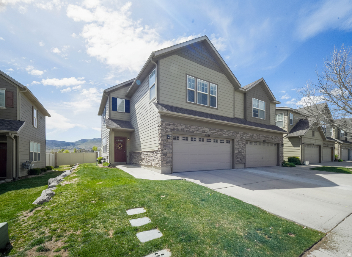 VILLA@MONARCH MEADOW - Residential