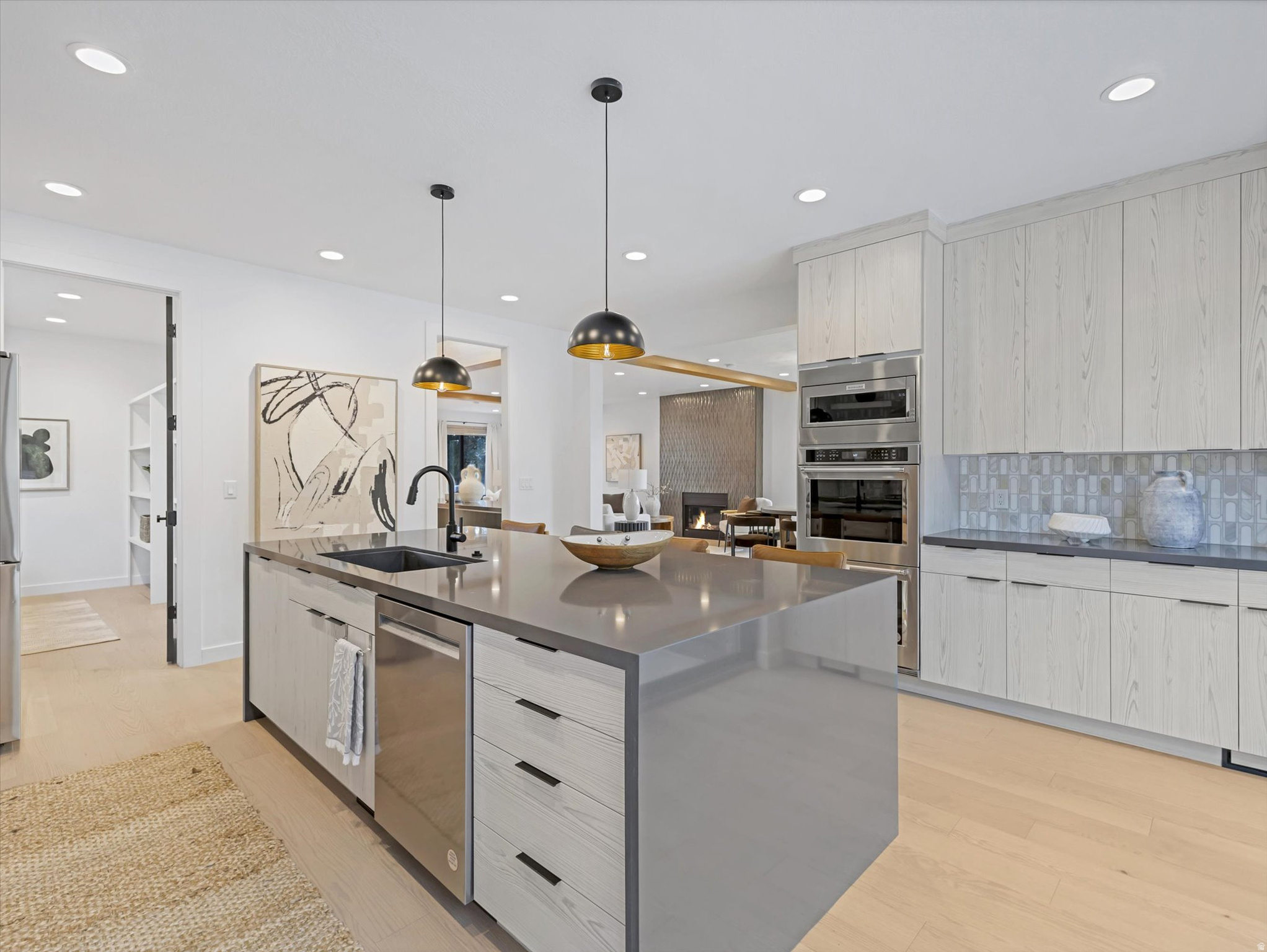 CANYON RIM - Residential