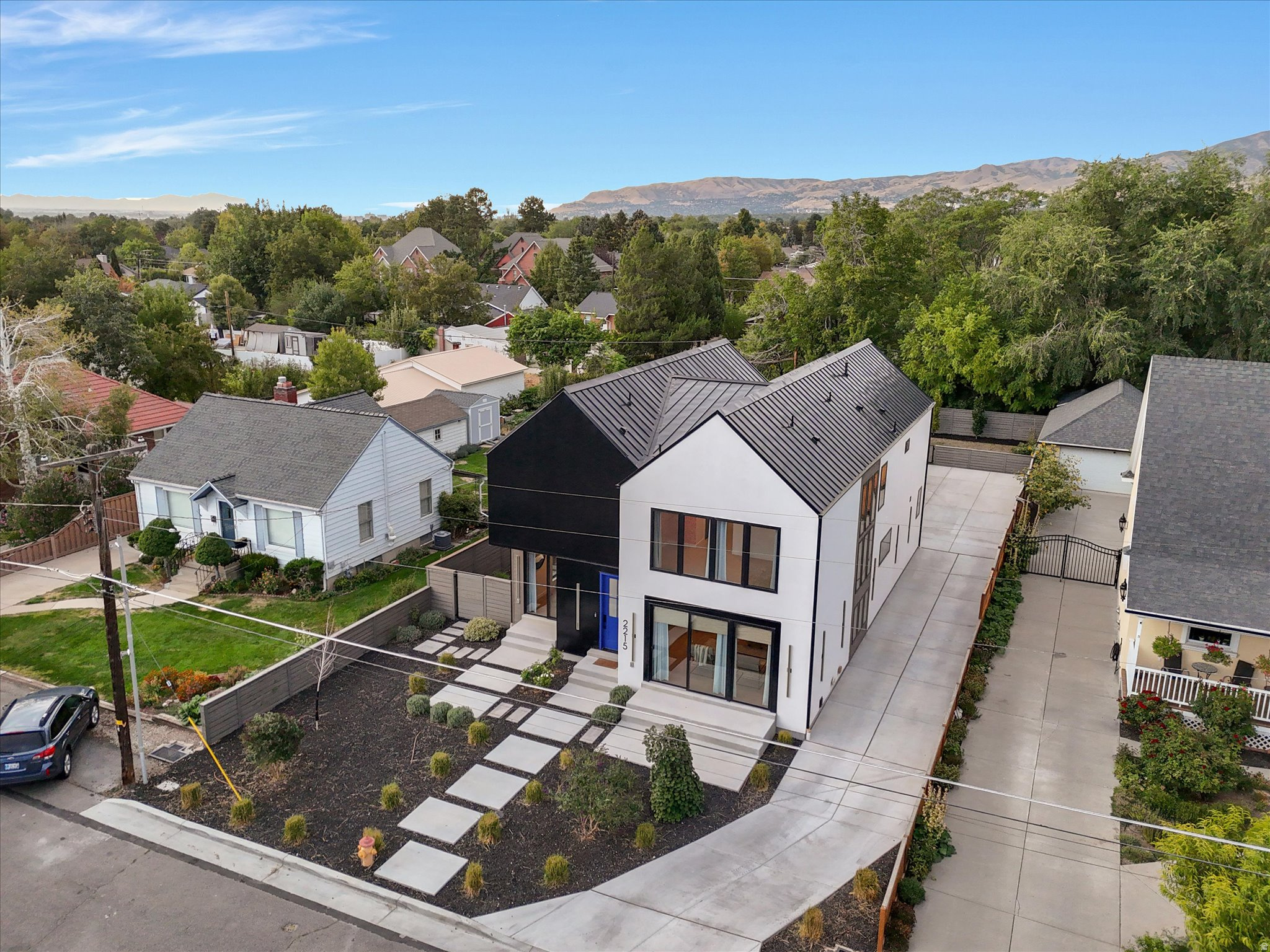 CANYON RIM - Residential