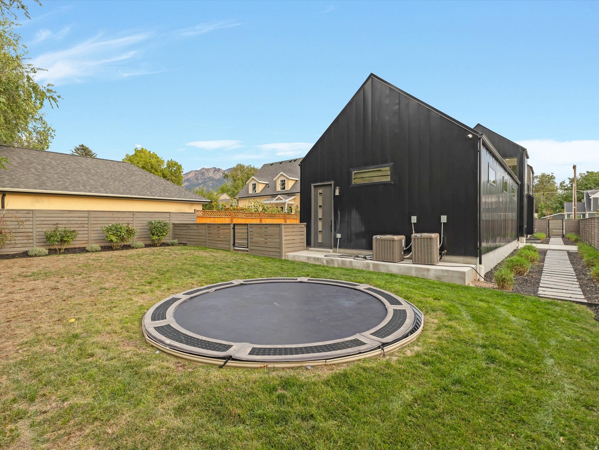 CANYON RIM - Residential