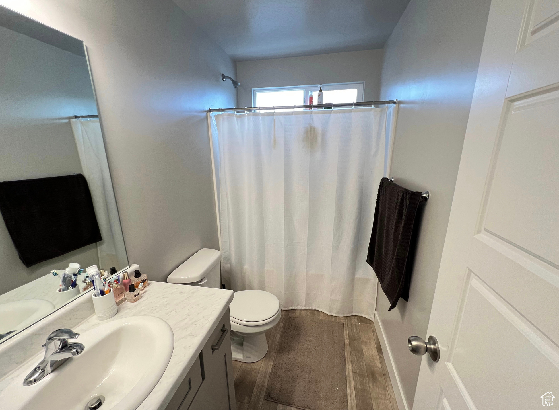 PARKSIDE - Residential Lease