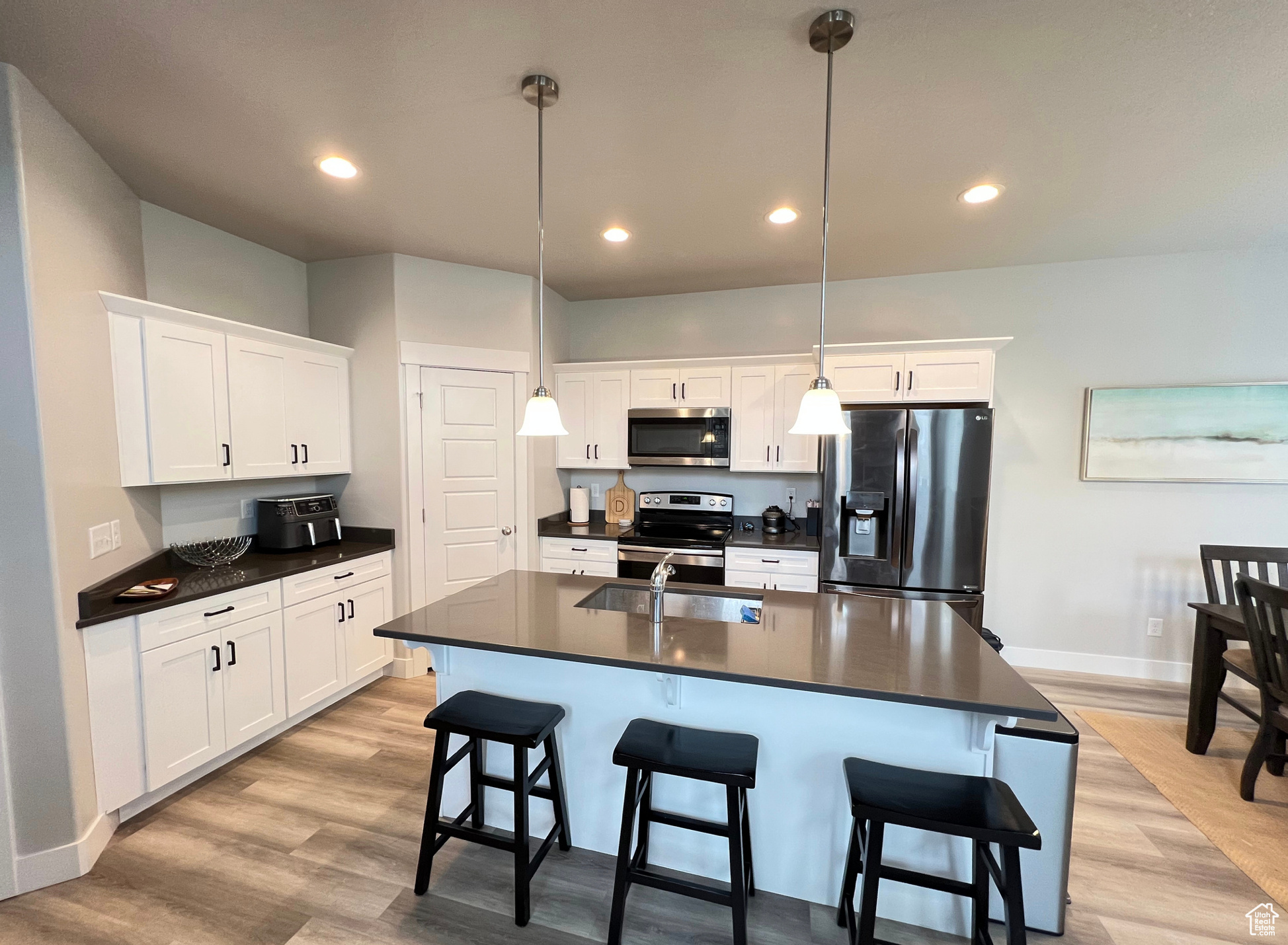 PARKSIDE - Residential Lease