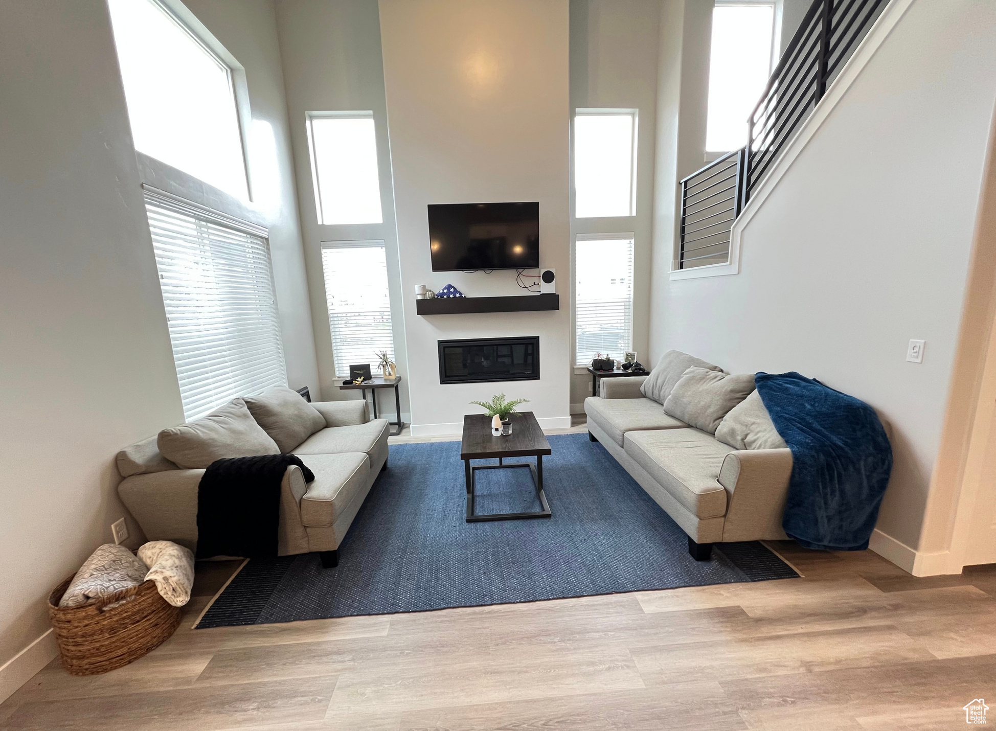 PARKSIDE - Residential Lease
