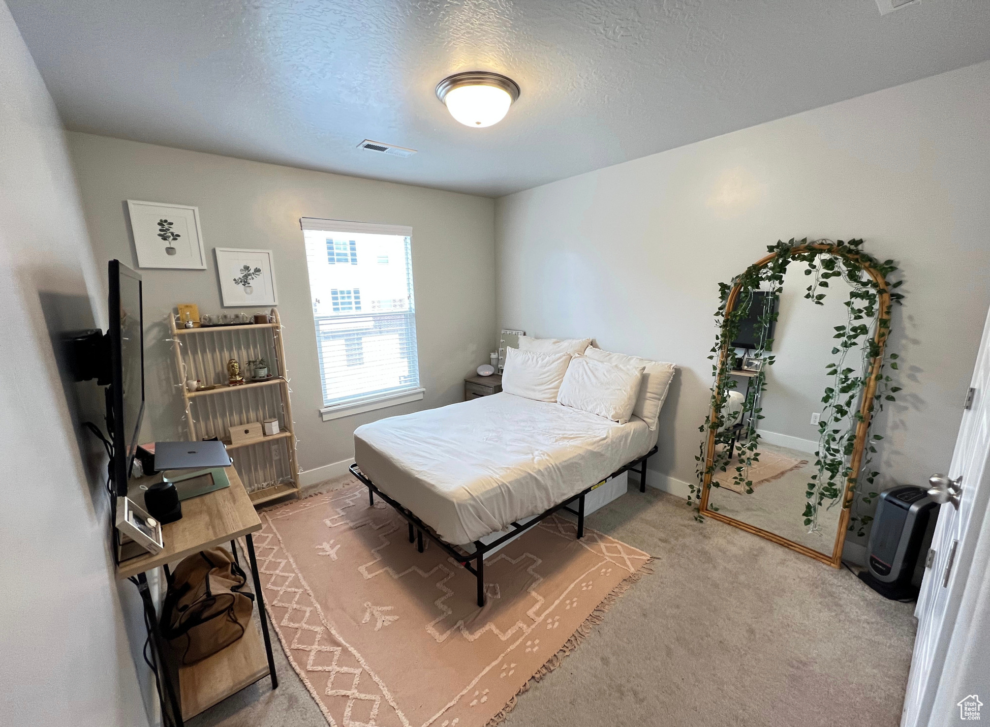 PARKSIDE - Residential Lease