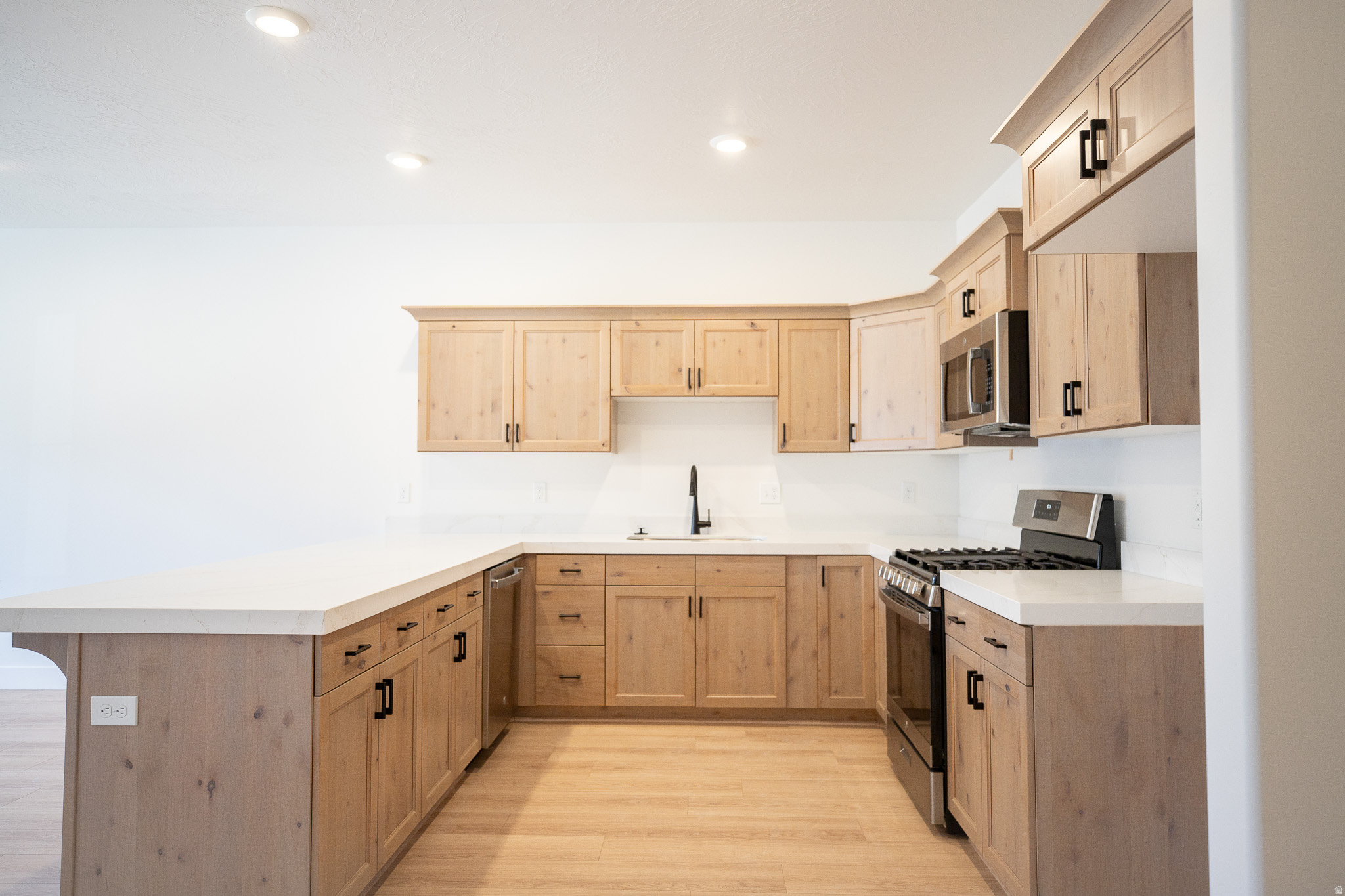 SALEM FIELDS - Residential
