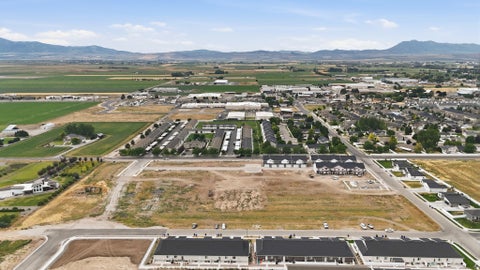 Tiny photo for 812 S 270 E #27, Smithfield, UT 84335 (MLS # 2180386)
