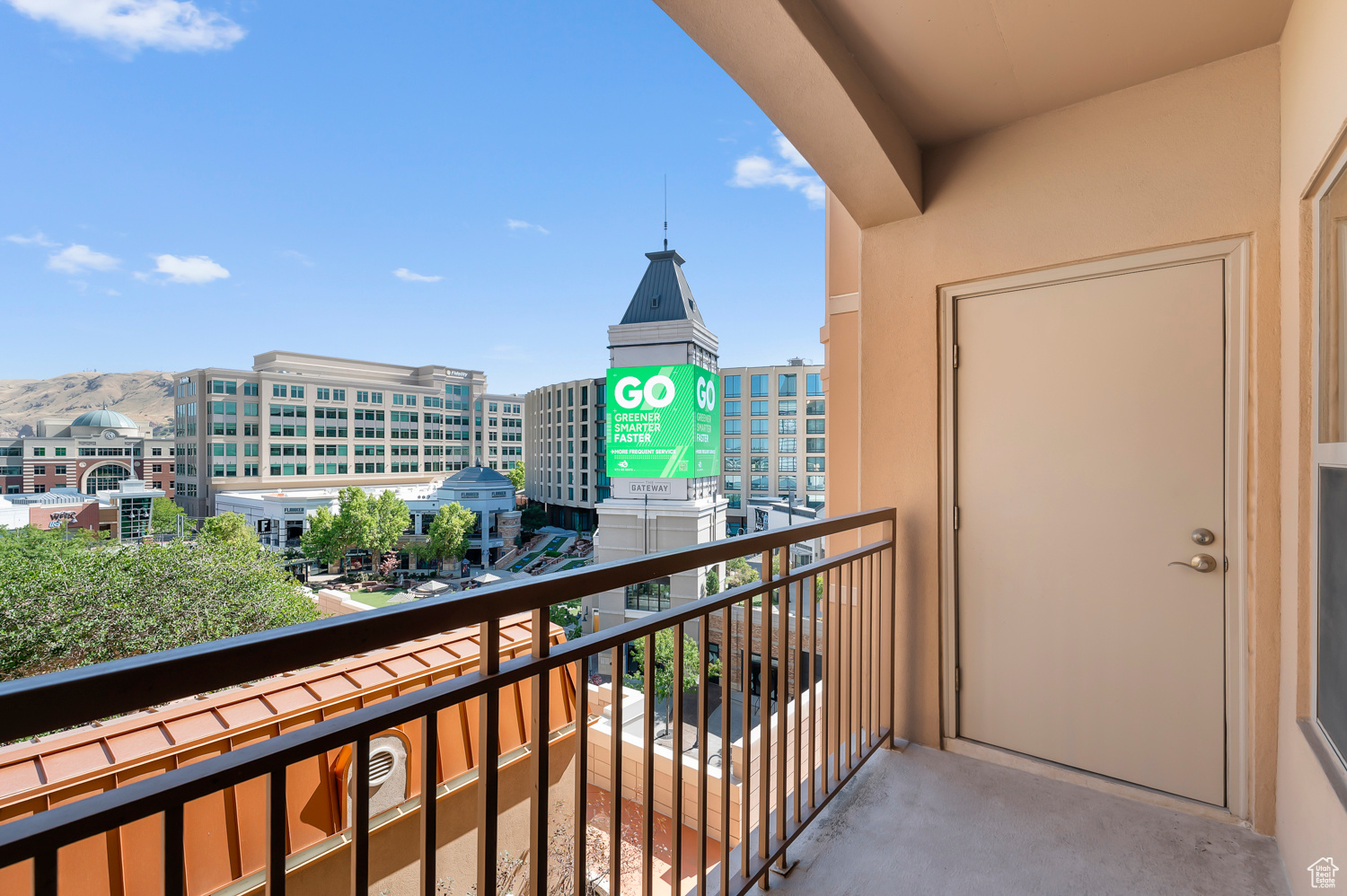 THE PARC AT GATEWAY - Residential