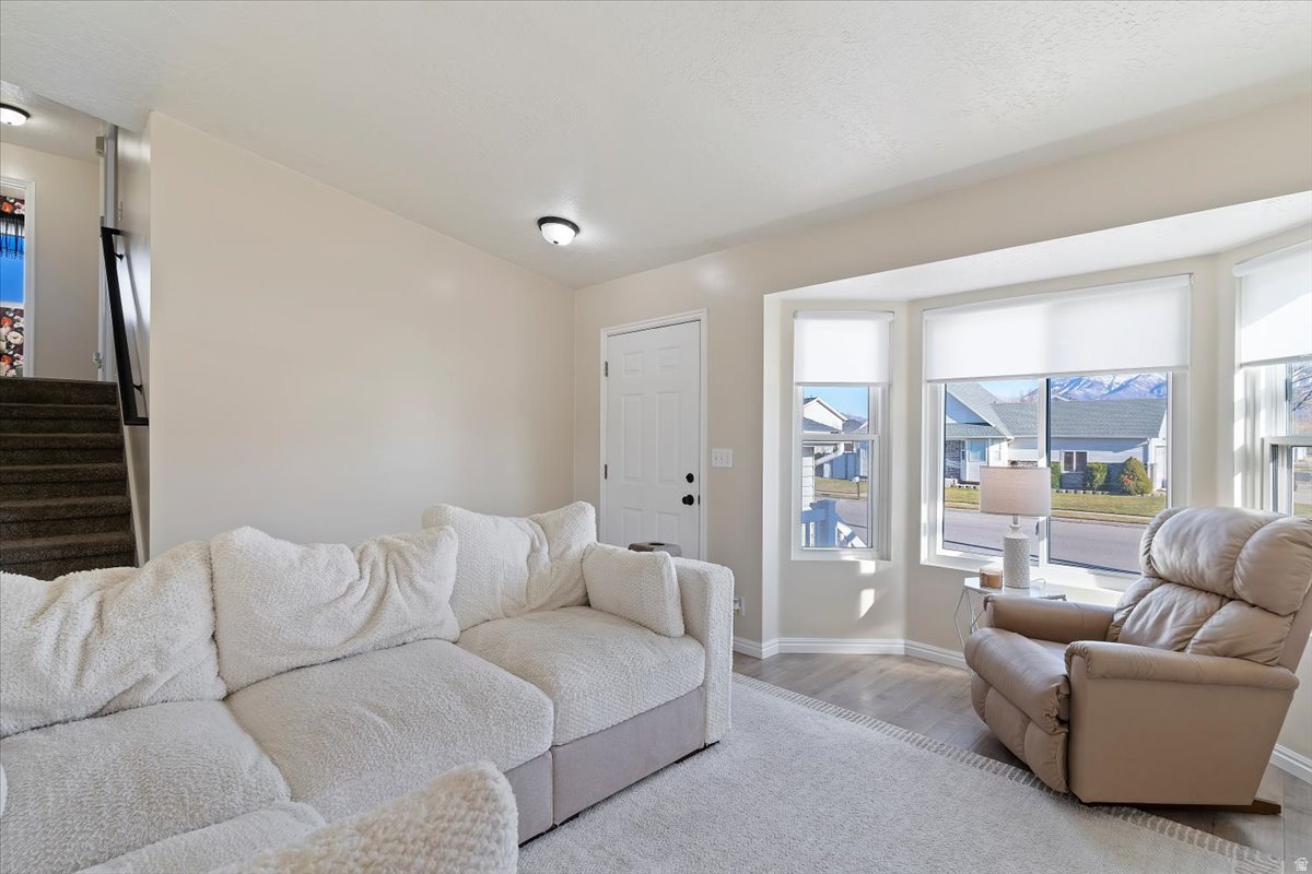 ROYAL MEADOWS - Residential