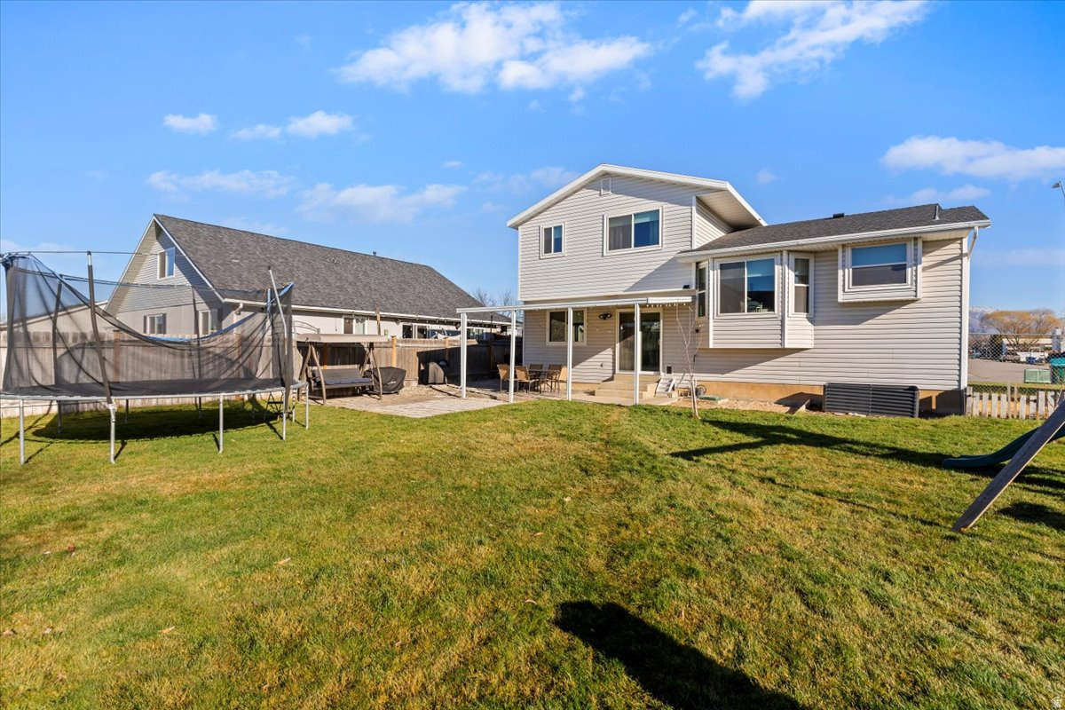 ROYAL MEADOWS - Residential