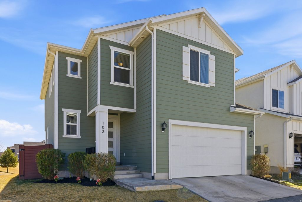 Photo of 103 W 520 N, Vineyard, UT 84059 (MLS # 2142666)