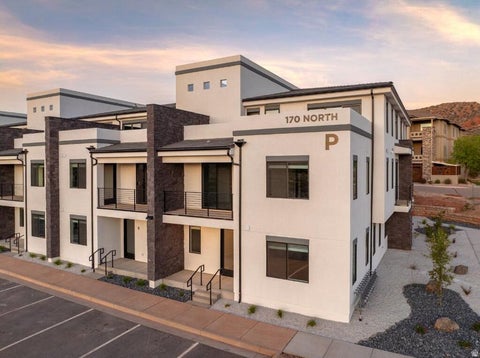 Townhouse For Sale - 170 N Chaparral Dr #P-9<br/> Washington County, Hurricane, UT 84737