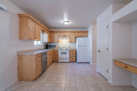Tiny photo for 1735 W 540 N #1805, Saint George, UT 84770 (MLS # 2158804)