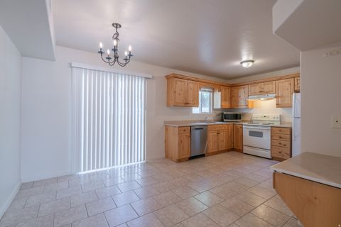 Tiny photo for 1735 W 540 N #1805, Saint George, UT 84770 (MLS # 2158804)