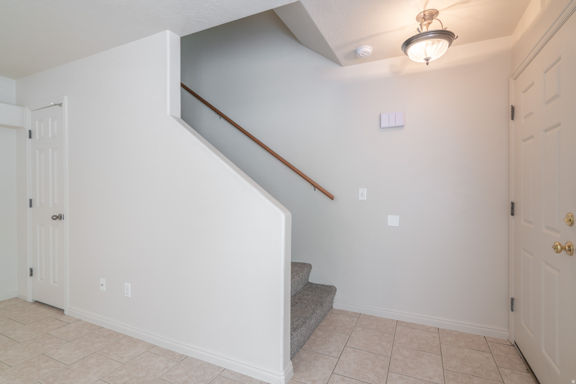 LEXINGTON HILLS TH 1 AMD - Residential