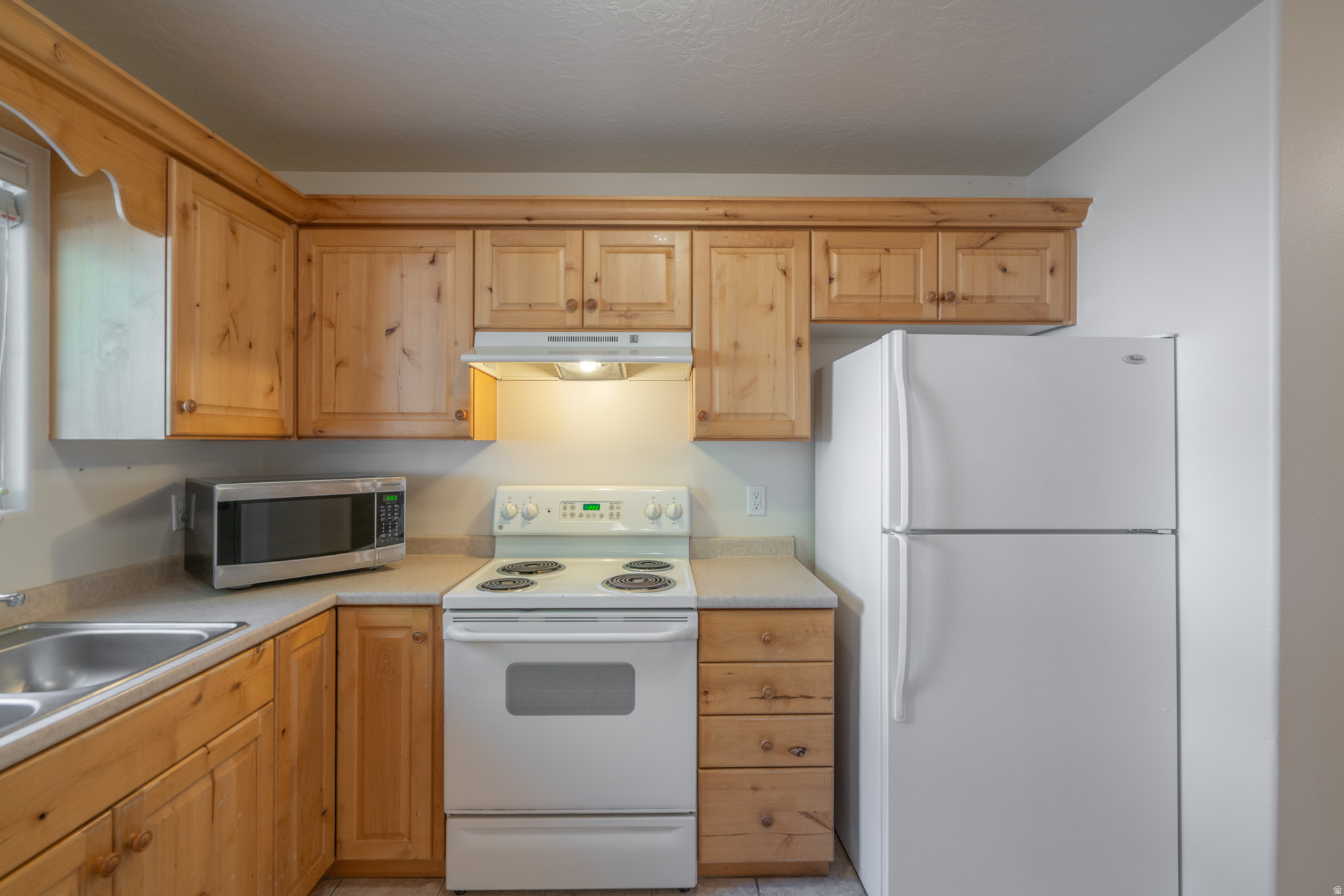 LEXINGTON HILLS TH 1 AMD - Residential