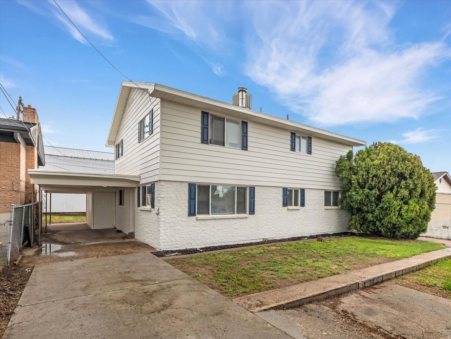 Incredible investment opportunity! Turnkey duplex priced $25,000 below appraised value with immediate cash flow and upside potential. Fully leased with room to increase rents, this large 6-bedroom property has been completely updated, featuring high-end kitchens with quartz countertops and modern finishes. Brand new roof and ample parking reduce near-term capital expenses. Located near Hill Air Force Base with excellent freeway access, it's an ideal location for consistent tenant demand. Strong investment with both stability and growth.  Square footage figures are provided as a courtesy estimate only and were obtained from county records . Buyer is advised to obtain an independent measurement. 24 hour notice to tenants for showings.