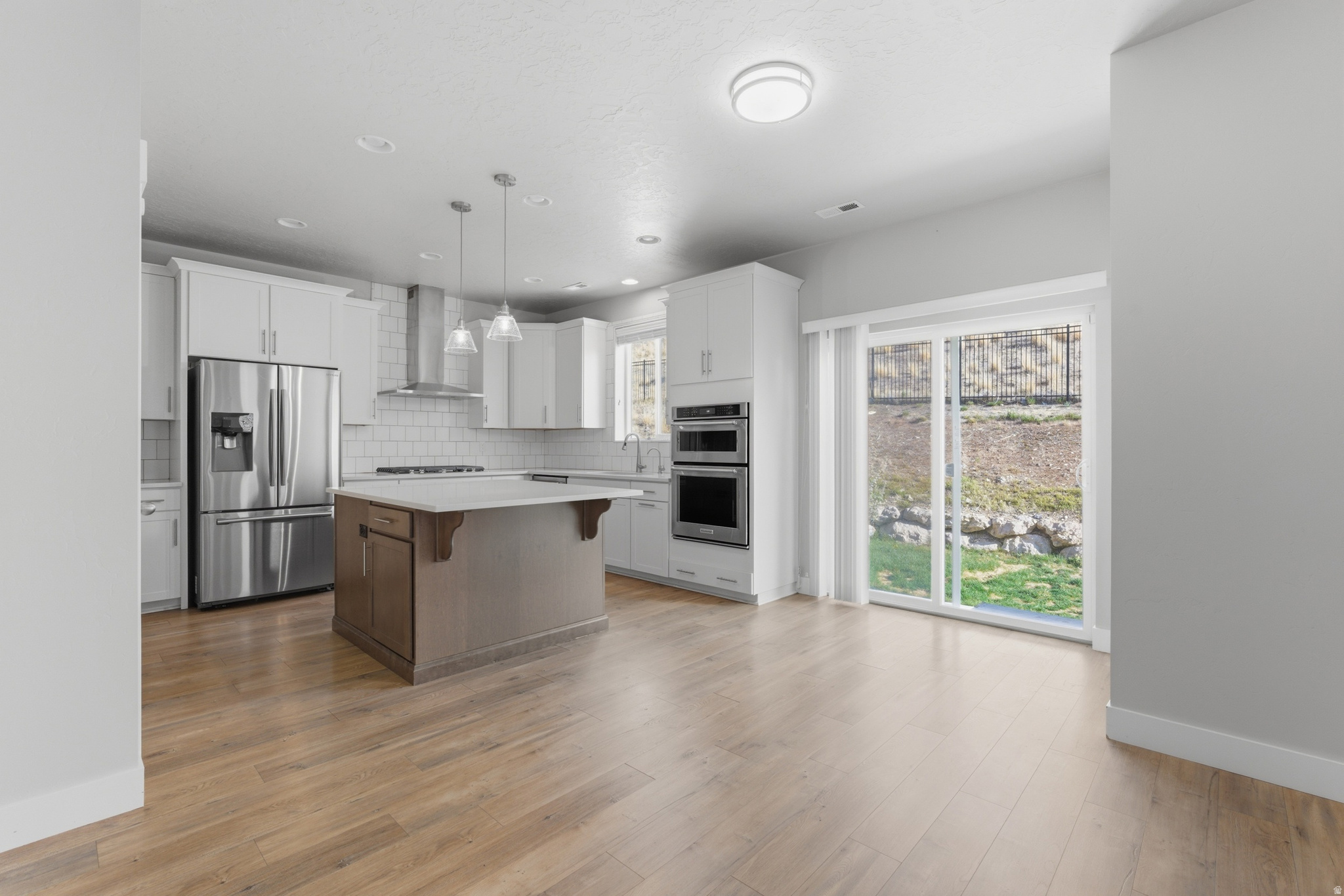 NORTHRIDGE - Residential