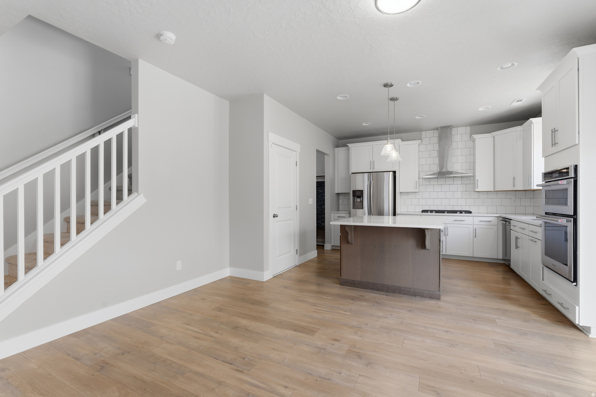 NORTHRIDGE - Residential