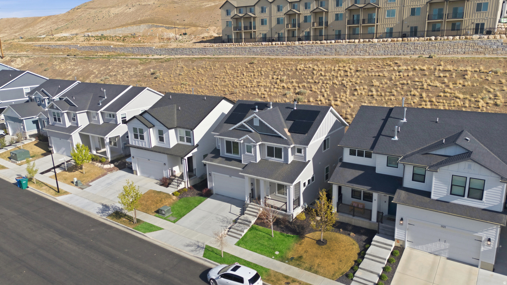 NORTHRIDGE - Residential